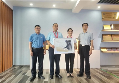 閩旋科技再獲國際發明獎，泉州市總工會副主席陳坤生一行蒞臨指導和表彰